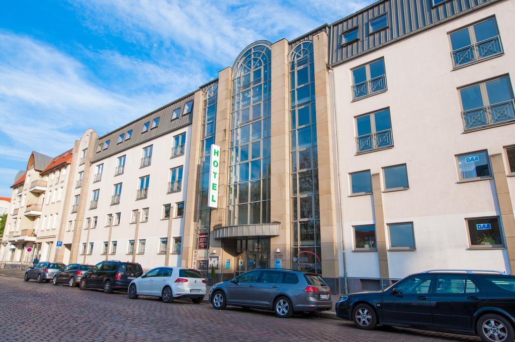 Hotel Stadtfeld Magdeburg Exterior foto
