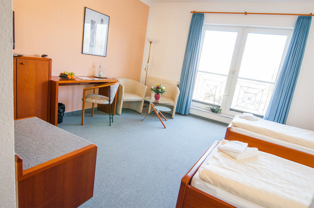 Hotel Stadtfeld Magdeburg Exterior foto