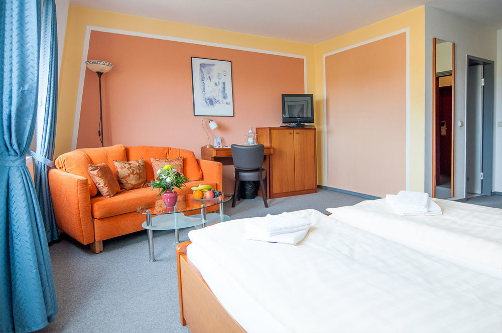 Hotel Stadtfeld Magdeburg Exterior foto